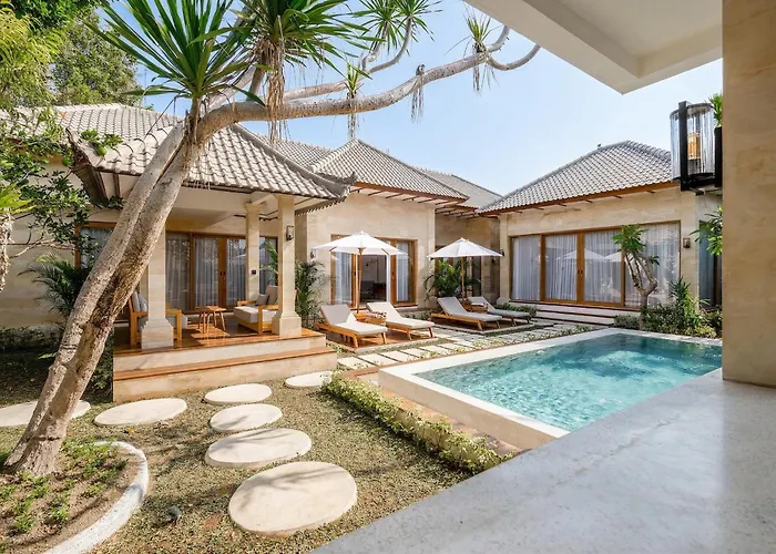 Casa Mira - Escape With Private Pool & Outdoor Lounge Villa *